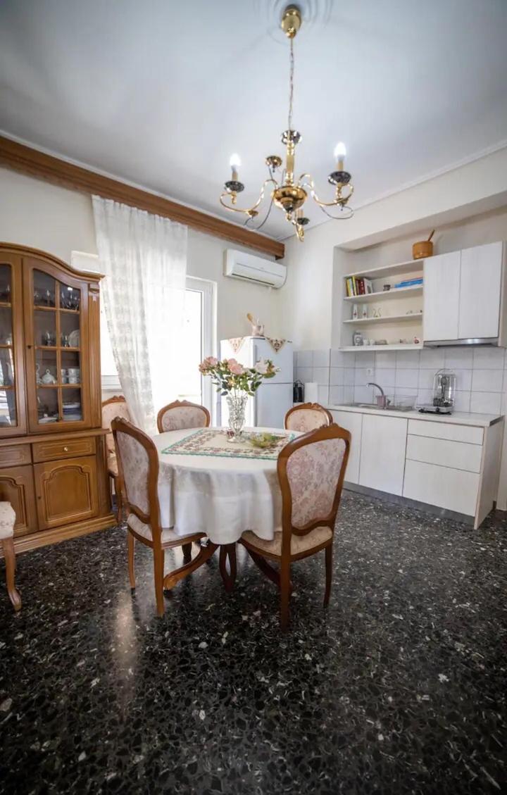 Loft House Trikala Apartment Bagian luar foto